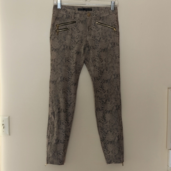 4 Zara Basic Ankle Pants Alligator Snakeskin Crocodile Scale Print - Picture 1 of 13